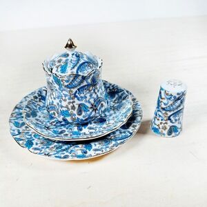 Vintage Lefton Lot Hand Painted China Sugar‎ Bowl with Plate Blue Floral Shaker